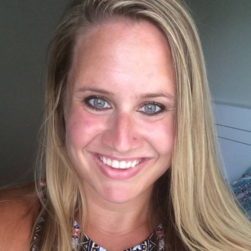 Meet your Posher, Amanda